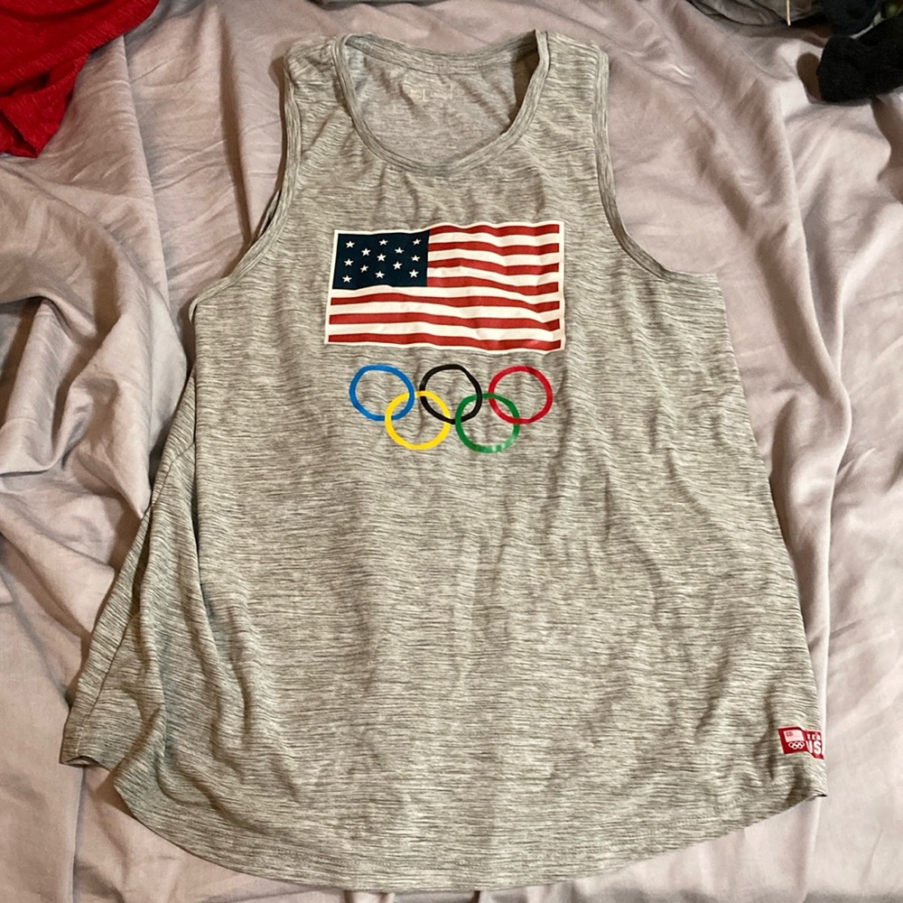 Team USA Olympics sleeveless gym shirt - medium
